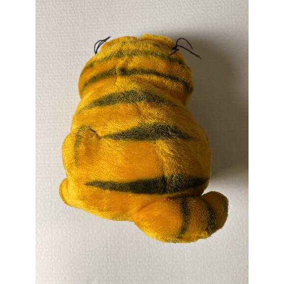 Vintage 1981 Dakin Garfield Plush Sitting Orange Fat Cat Stuffed Animal Toy 12” - Picture 8 of 16